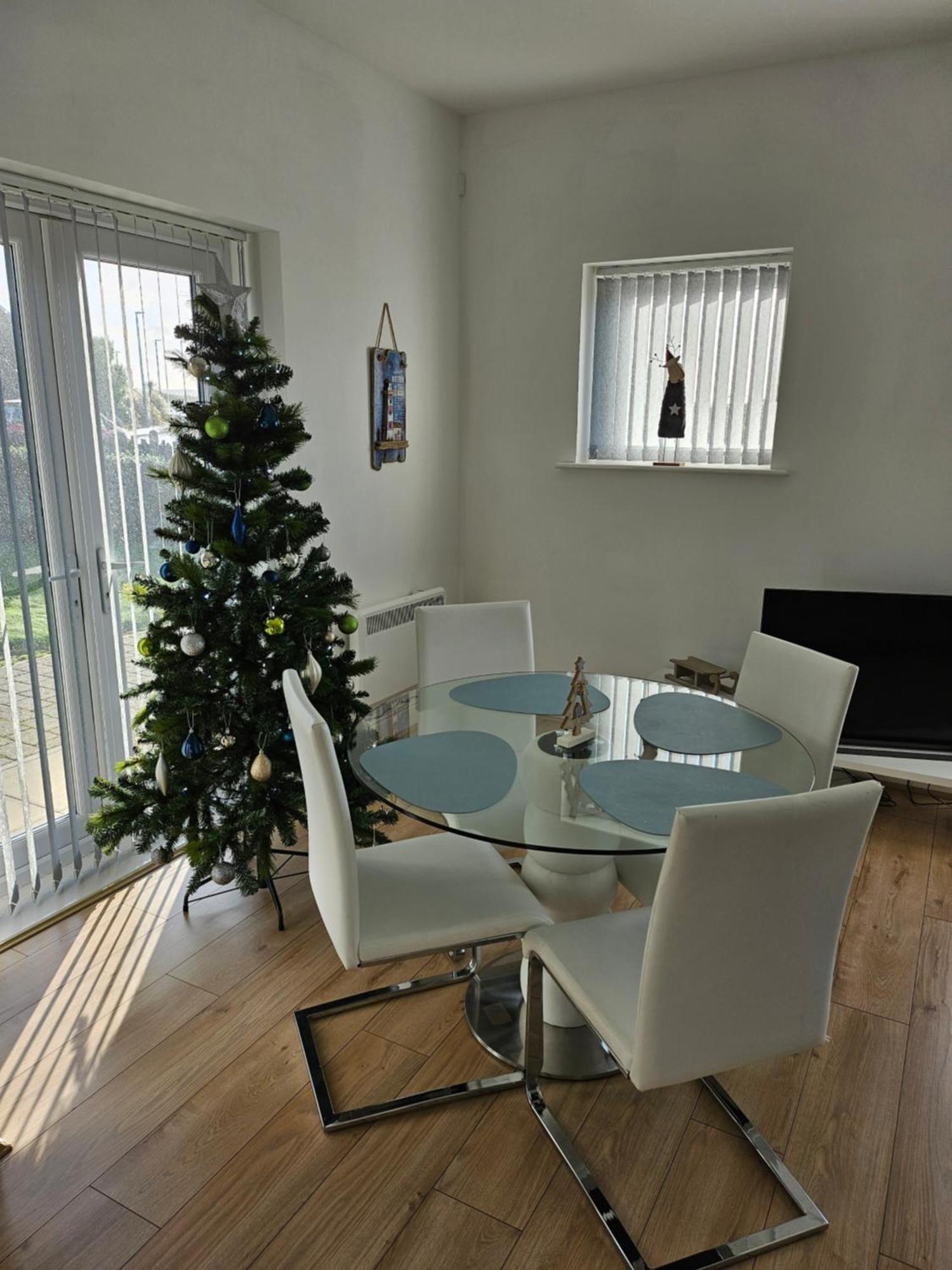 Coastal Apartment With Beach On Your Doorstep! Llanelli Luaran gambar